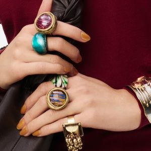 ZARA 2021 BLUE GLASS RING